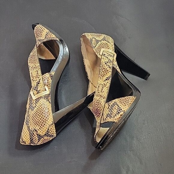 MICHEAL MICHEAL KORS SNAKESKIN PEEP TOE WOMEN"S SANDAL - Picture 10 of 13